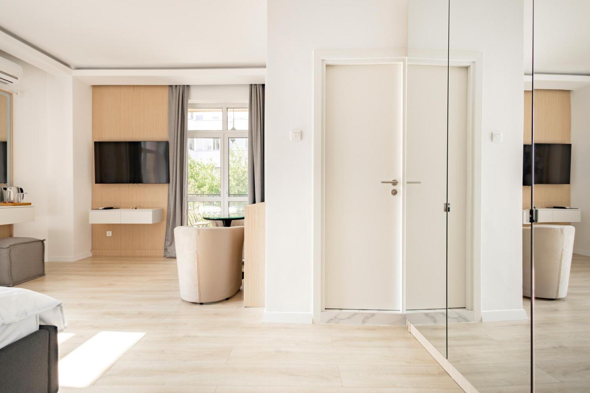 Piccolo By Citybookings Aparthotel